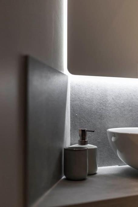 Le Saint-Georges Apartment ลียง ภายนอก รูปภาพ