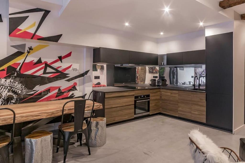 Le Saint-Georges Apartment ลียง ภายนอก รูปภาพ